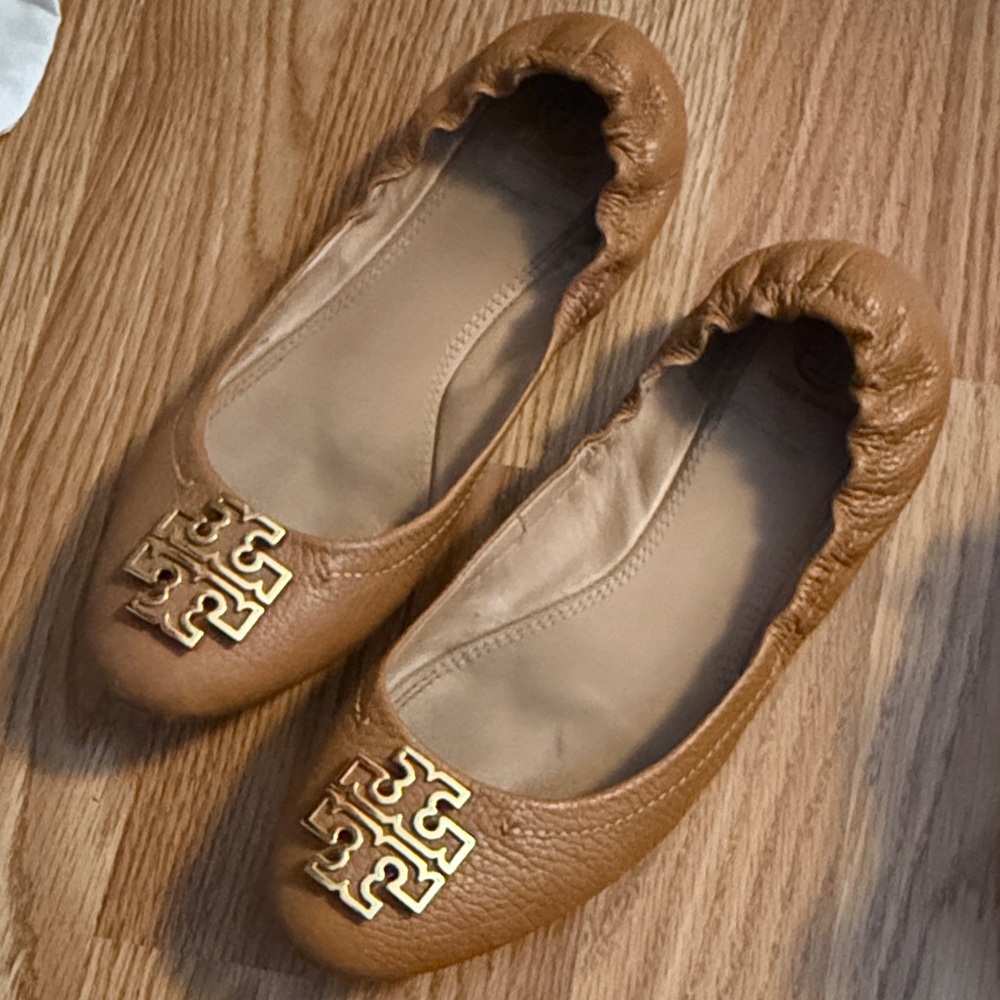 Tory Burch Brown Leather Flats with Gold Logo